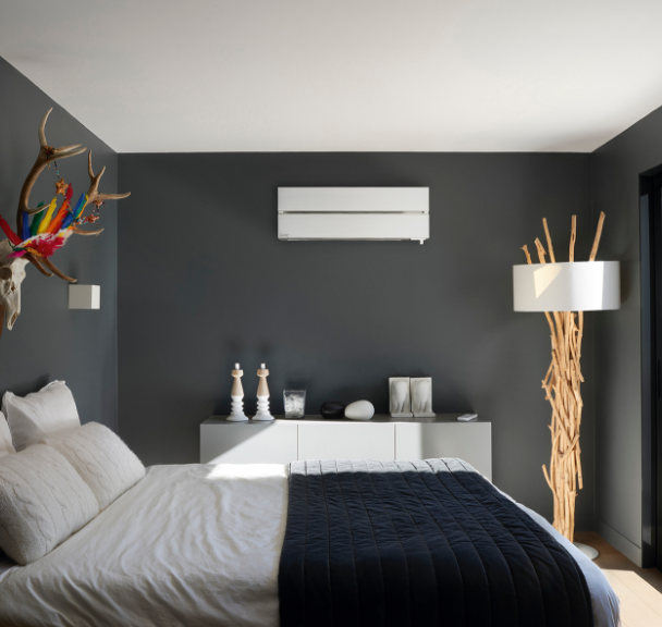 PerleHvit Kaiteki på soverom. Foto.