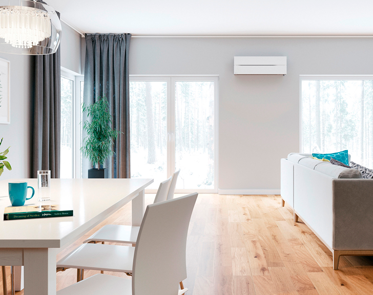 Hvit Kaiteki i stue. Foto.