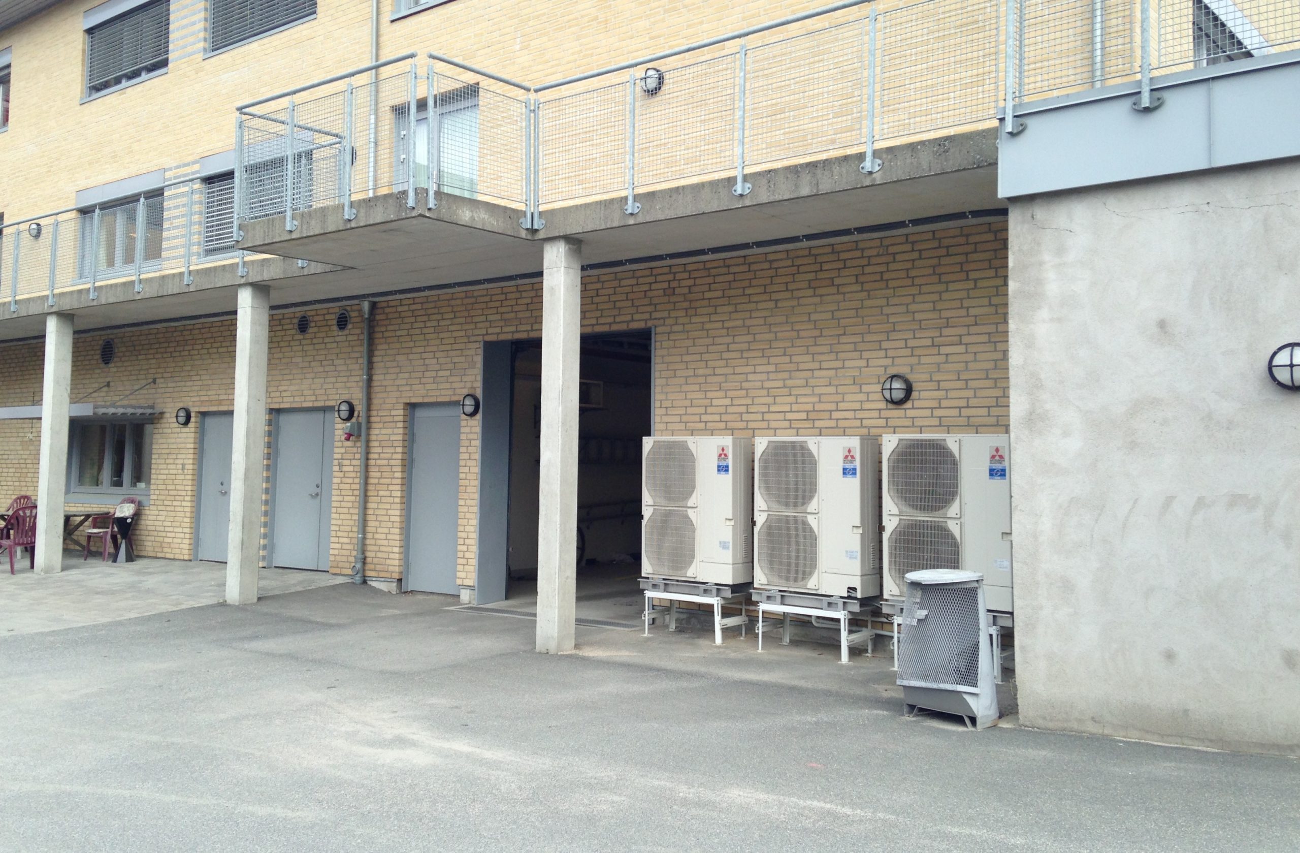 Nome Sykehjem med utedeler. Foto.